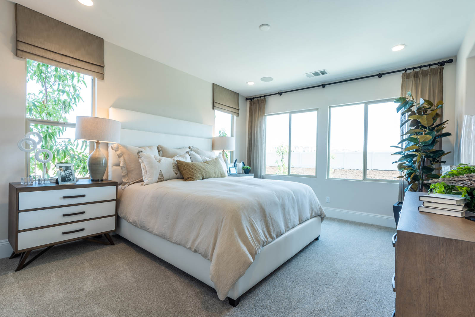 Master Bedroom in Felicity at Canvas at Sommers Bend