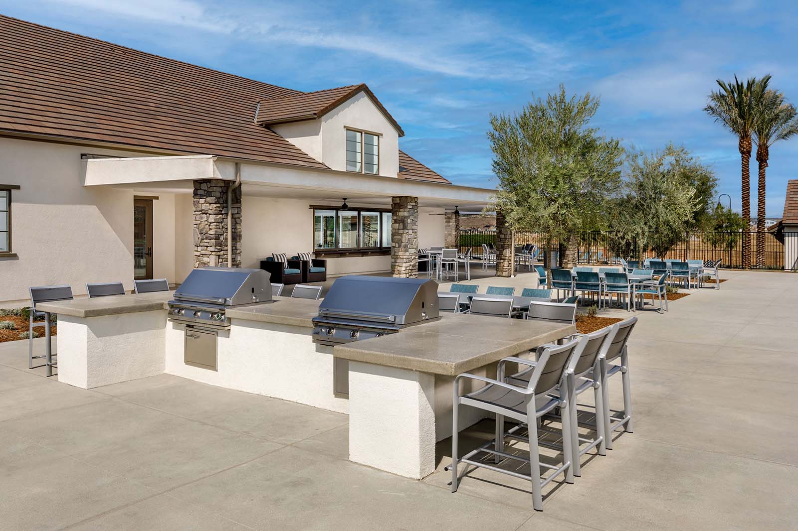 Resort Campus Outdoor Barbecue & Seating